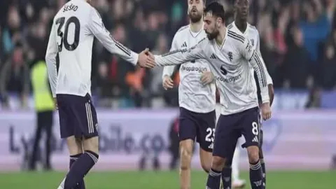 杜塞尔多夫主场波鸿对决，大乐透期号专家质合推荐前区十码